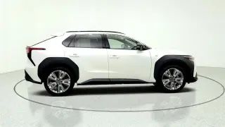 Subaru Solterra 2023 AWD Premium 4dr Crossover