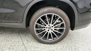 Mercedes-Benz GLC 2022 GLC 300 4dr SUV