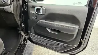 Jeep Wrangler Unlimited 2022 4x4 Sahara 4dr SUV