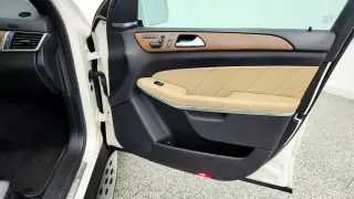 Mercedes-Benz GL-Class 2016 AWD GL 550 4MATIC 4dr SUV