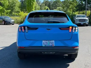 Ford Mustang Mach-E 2023 Select 4dr SUV