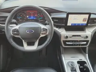 Ford Explorer 2024 XLT 4dr SUV