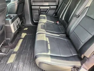 Ford F-150 2017 4x4 Raptor 4dr SuperCrew 5.5 ft. SB