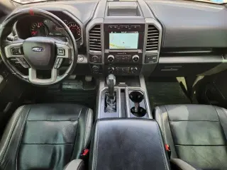 Ford F-150 2017 4x4 Raptor 4dr SuperCrew 5.5 ft. SB