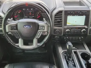 Ford F-150 2017 4x4 Raptor 4dr SuperCrew 5.5 ft. SB