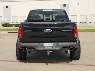 Ford F-150 2017 4x4 Raptor 4dr SuperCrew 5.5 ft. SB