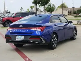 Hyundai ELANTRA 2025 Limited 4dr Sedan