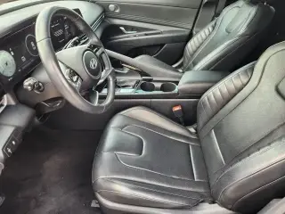 Hyundai ELANTRA 2025 Limited 4dr Sedan