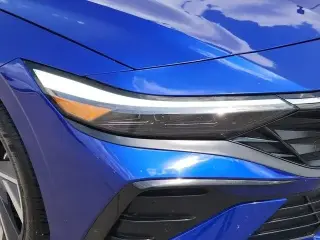 Hyundai ELANTRA 2025 Limited 4dr Sedan
