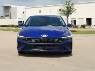 Hyundai ELANTRA 2025 Limited 4dr Sedan
