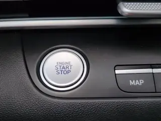 Hyundai ELANTRA 2025 Limited 4dr Sedan