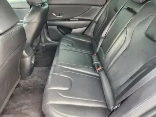 Hyundai ELANTRA 2025 Limited 4dr Sedan