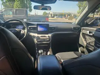 Ford Explorer 2023 XLT 4dr SUV