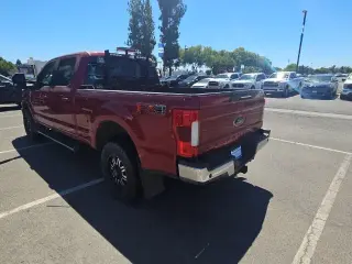Ford F-250 Super Duty 2017 4x4 Lariat 4dr Crew Cab 6.8 ft. SB Pickup