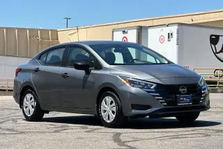 Nissan Versa 2025 S 4dr Sedan CVT
