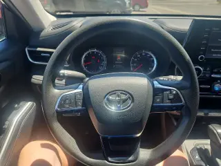 Toyota Highlander 2021 L 4dr SUV