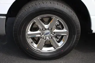 Ford F-150 2025 4x2 XLT 4dr SuperCrew 5.5 ft. SB