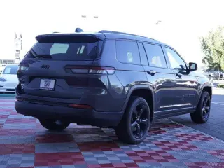 Jeep Grand Cherokee L 2021 4x2 Laredo 4dr SUV