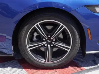 Ford Mustang 2024 EcoBoost 2dr Convertible