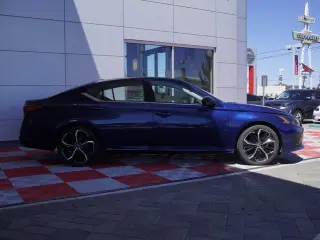 Nissan Altima 2023 2.5 SR 4dr Sedan