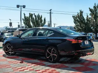 Nissan Altima 2024 2.5 SR 4dr Sedan