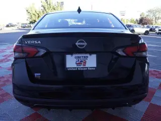 Nissan Versa 2024 SR 4dr Sedan