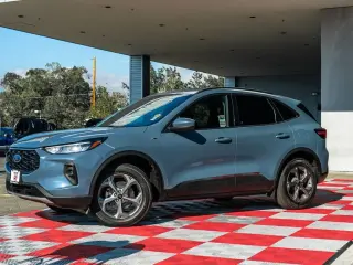 Ford Escape 2025 AWD ST-Line Select 4dr SUV