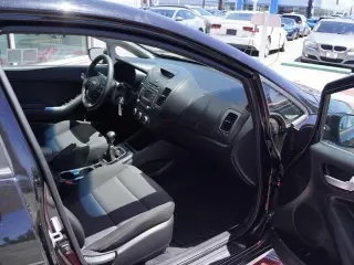 Kia Forte 2018 LX 4dr Sedan 6M