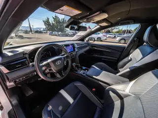 Toyota Camry 2025 SE 4dr Sedan