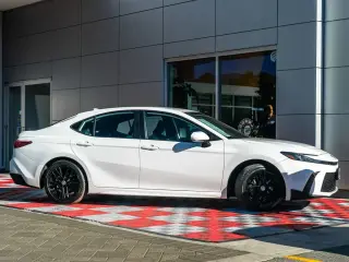 Toyota Camry 2025 SE 4dr Sedan