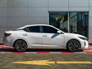Nissan Sentra 2025 SV 4dr Sedan