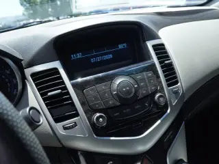 Chevrolet Cruze 2015 1LT Auto 4dr Sedan w/1SD