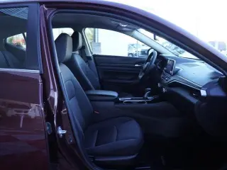 Nissan Altima 2024 2.5 SV 4dr Sedan