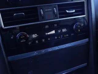 Nissan Armada 2024 4x4 SV 4dr SUV