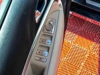 Genesis G70 2025 2.5T Standard 4dr Sedan