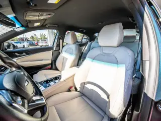 Genesis G70 2025 2.5T Standard 4dr Sedan