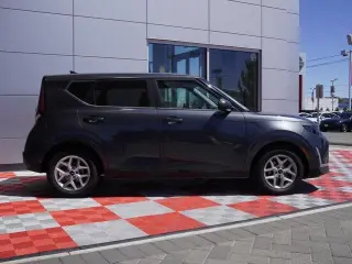 Kia Soul 2024 S 4dr Crossover