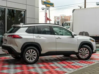 Toyota Corolla Cross 2022 AWD LE 4dr Crossover