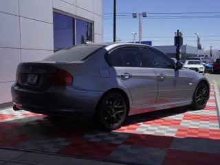 BMW 3 Series 2011 AWD 328i xDrive 4dr Sedan