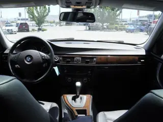 BMW 3 Series 2011 AWD 328i xDrive 4dr Sedan