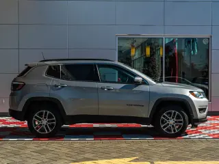 Jeep Compass 2018 4x4 Latitude 4dr SUV