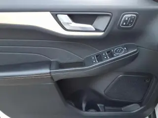 Ford Escape 2022 AWD Titanium 4dr SUV