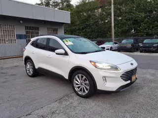 Ford Escape 2022 AWD Titanium 4dr SUV