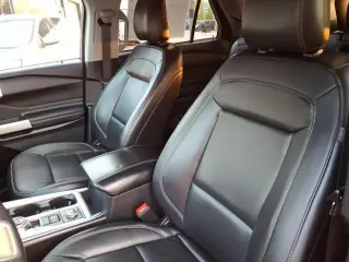 Ford Explorer 2023 AWD XLT 4dr SUV