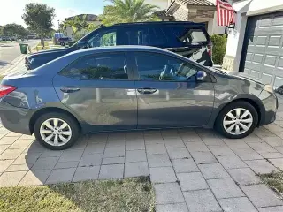 2016 Corolla LE -- Super Clean