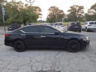 Nissan Altima 2025 AWD 2.5 SV 4dr Sedan