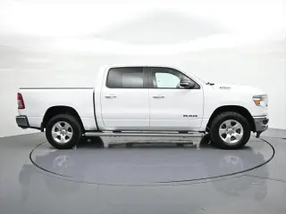Ram 1500 2022 4x4 Big Horn 4dr Crew Cab 5.6 ft. SB Pickup