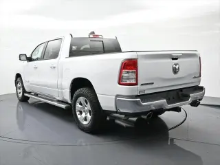 Ram 1500 2022 4x4 Big Horn 4dr Crew Cab 5.6 ft. SB Pickup