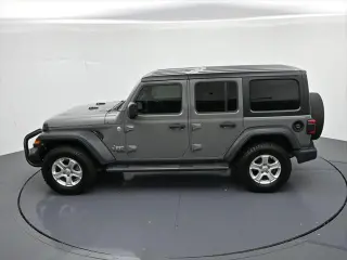 Jeep Wrangler Unlimited 2018 4x4 Sport 4 puertas SUV (lanzamiento a mitad de año)