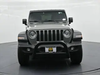 Jeep Wrangler Unlimited 2018 4x4 Sport 4 puertas SUV (lanzamiento a mitad de año)